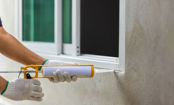 Window Caulking Service in Lilburn