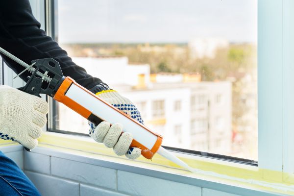 Window Recaulking Service in Lilburn