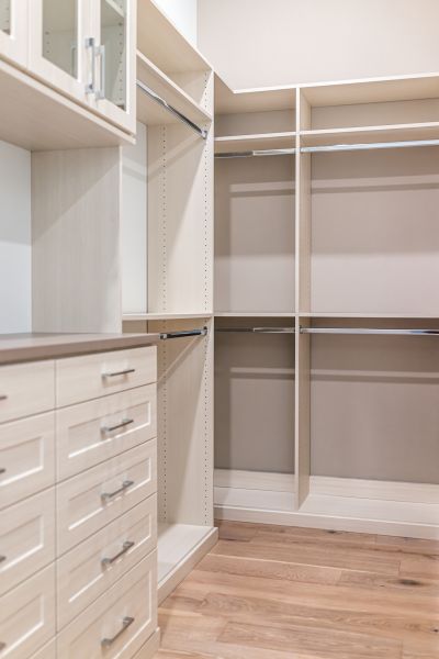 Closet Repair in Lilburn