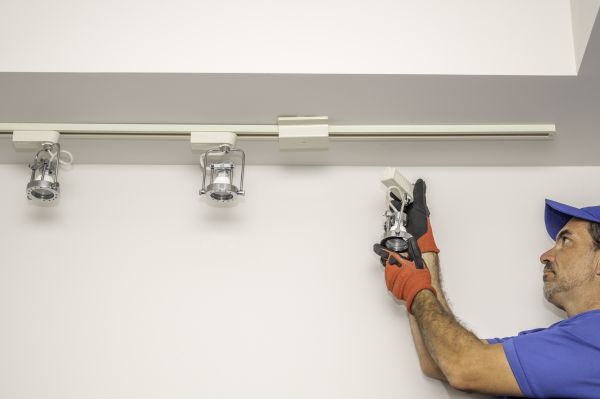Track Light Bulb Replacement in Lilburn